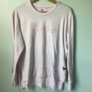 The Black Dog embroidered crewneck light Sweatshirt size large. Longer back